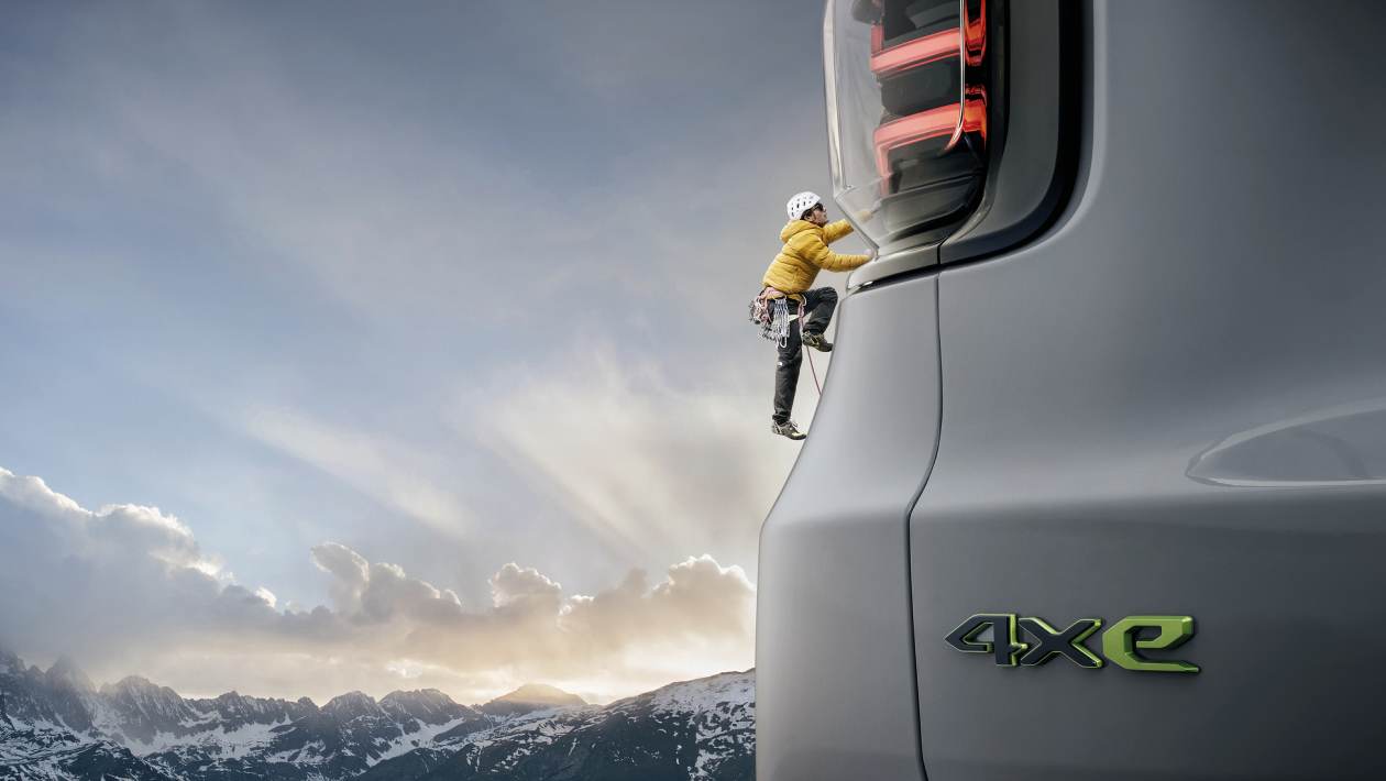 Jeep and The North Face teaming up for specialedition Avenger 4xe